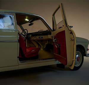 VOLVO 122S AMAZON KIT WITH 892 PARTS CREME-WHITE (СБОРКА БЕЗ КЛЕЯ) — фото 7