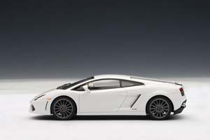 LAMBORGHINI GALLARDO LP550-2 BALBONI 2009 BIANCO MONOCERUS/WHITE — фото 3