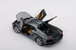 LAMBORGHINI AVENTADOR LP700-4 2011 GREY METTALIC — фото 13