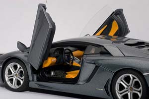 LAMBORGHINI AVENTADOR LP700-4 2011 GREY METTALIC — фото 9