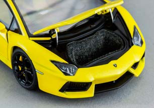 LAMBORGHINI AVENTADOR LP700-4 2011 YELLOW METALLIC — фото 11