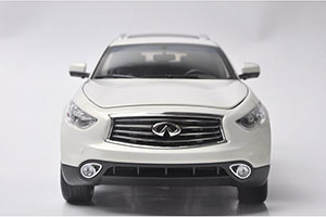 INFINITI QX70 (FX50) 2018 WHITE — фото 3