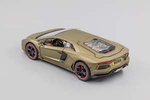 LAMBORGHINI 770-4, ЗЕЛЁНЫЙ — фото 3