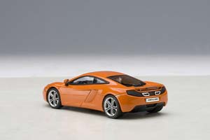 MCLAREN MP4-12C 2011 METALLIC ORANGE — фото 2