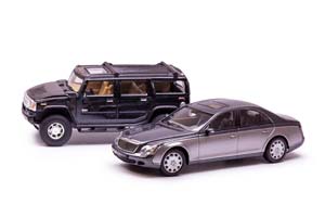 НАБОР MAYBACH 57 2003 (SWB W240) В СОПРОВОЖДЕНИИ HUMMER H2 / МАЙБАХ 57 СВБ W240 ХУММЕР H2 СЕРЫЙ — фото 16