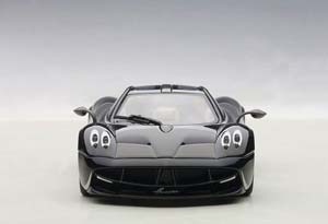 PAGANI HUAYRA 2011 BLACK/SILVER STRIPES — фото 4