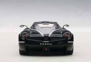 PAGANI HUAYRA 2011 BLACK/SILVER STRIPES — фото 5