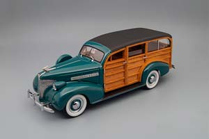 CHEVROLET WOODY STATION WAGON GREEN / BROWN