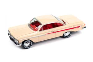 CHEVROLET IMPALA (1961), CREAM (ДЛИНА МОДЕЛИ 6-10 СМ)