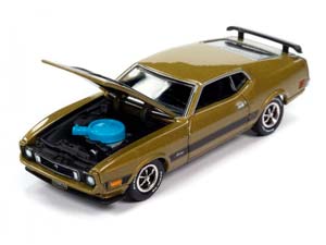 FORD MUSTANG MACH 1 1973 BRIGHT GREEN GOLD METALLIC (ДЛИНА МОДЕЛИ 6-10 СМ) — фото 2
