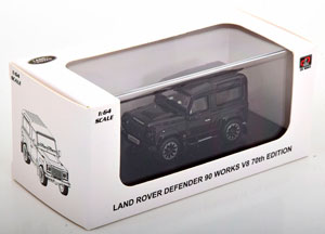 LAND ROVER DEFENDER 90 WORKS V8 2018 BLACK (ДЛИНА МОДЕЛИ 6-10 СМ) — фото 3