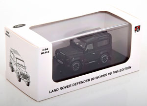 LAND ROVER DEFENDER 90 WORKS V8 2018 MATT-BLACK (ДЛИНА МОДЕЛИ 6-10 СМ) — фото 3