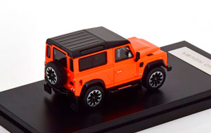 LAND ROVER DEFENDER 90 WORKS V8 2018 ORANGE BLACK (ДЛИНА МОДЕЛИ 6-10 СМ) — фото 2