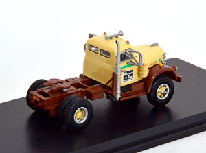 DIAMOND T 921 TOWING VEHICLE 1955 CREME BROWN (ДЛИНА МОДЕЛИ 6-10 СМ) — фото 2
