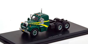 MACK B-61ST TOWING VEHICLE 1957 GREEN YELLOW (ДЛИНА МОДЕЛИ 6-10 СМ)