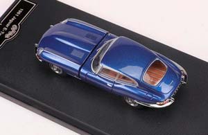 JAGUAR E-TYPE HARDTOP 1961, BLUE METALLIC (ДЛИНА МОДЕЛИ 6-10 СМ) — фото 2