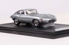 JAGUAR E-TYPE HARDTOP 1961, IRON GREY (ДЛИНА МОДЕЛИ 6-10 СМ) — фото 1