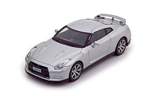 NISSAN GT-R 2008 SILVER