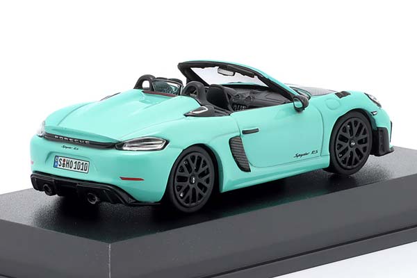 PORSCHE 718 (982) SPYDER RS 2023 MINT GREEN / MINICHAMPS / ПОРШЕ 718 982 СПАЙДЕР RS МИНТ ЗЕЛЕНЫЙ — фото 2