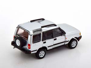 LAND ROVER DISCOVERY 1 1998 SILVER (ДЛИНА МОДЕЛИ 6-10 СМ) — фото 2