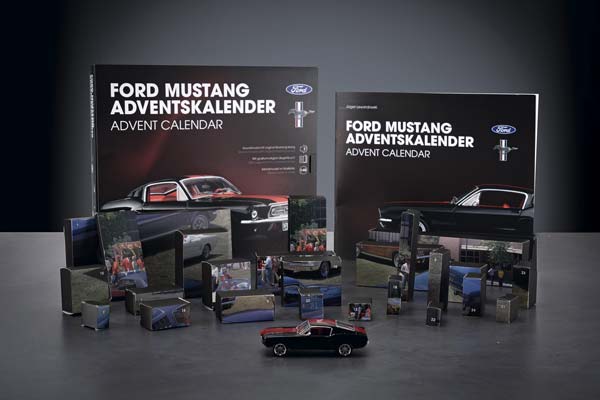FORD MUSTANG ADVENT CALENDAR BLACK/RED / АДВЕНТ-КАЛЕНДАРЬ С МОДЕЛЬЮ ФОРД МУСТАНГ ЧЕРНЫЙ С КРАСНЫМ
