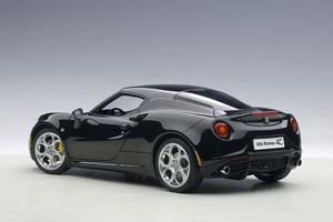 ALFA ROMEO 4C 2013 BLACK — фото 2
