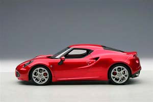 ALFA ROMEO 4C 2013 RED METALLIC — фото 3