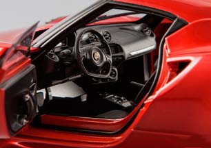 ALFA ROMEO 4C 2013 RED METALLIC — фото 12