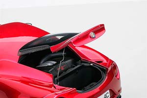 ALFA ROMEO 4C 2013 RED METALLIC — фото 6