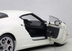ALFA ROMEO 4C 2013 BIANCO MADREPERLA WHITE — фото 13