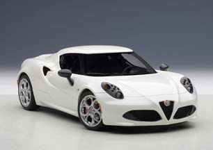 ALFA ROMEO 4C 2013 BIANCO MADREPERLA WHITE — фото 17