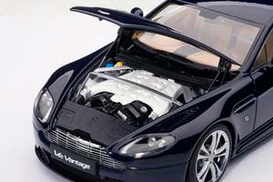 ASTON MARTIN V12 VANTAGE 2010 MIDNIGHT BLUE — фото 14