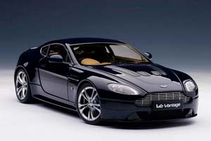 ASTON MARTIN V12 VANTAGE 2010 MIDNIGHT BLUE — фото 18