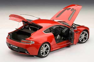 ASTON MARTIN V12 VANTAGE RED — фото 16