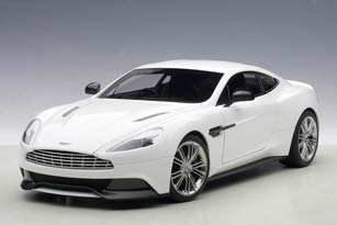 ASTON MARTIN VANQUISH 2015 WHITE — фото 11