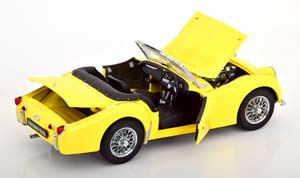 TRIUMPH TR3A ROADSTER YELLOW — фото 4