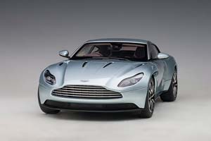 ASTON MARTIN DB11 2018 SILVER — фото 12