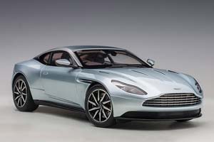 ASTON MARTIN DB11 2018 SILVER — фото 10
