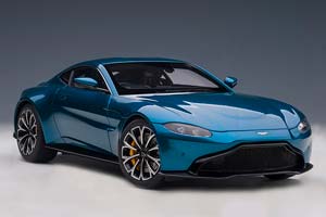ASTON MARTIN VANTAGE 2019 BLUE — фото 10