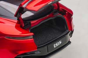ASTON MARTIN DBS SUPERLEGGERA 2019 HYPER RED — фото 11