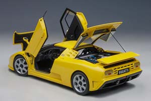 BUGATTI EB110 SS YELLOW — фото 3