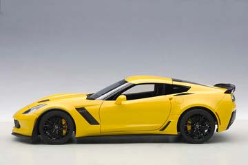 CHEVROLET CORVETTE C7 Z06 2016 CORVETTE RACING YELLOW — фото 3