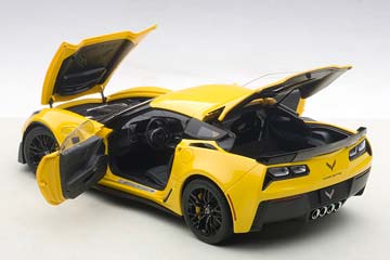 CHEVROLET CORVETTE C7 Z06 2016 CORVETTE RACING YELLOW — фото 11