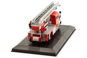 MERCEDES-BENZ L 1519 FIRE TRUCK ПОЖАРНАЯ ЛЕСТНИЦА (БОКС С ТРЕЩИНАМИ) — фото 2