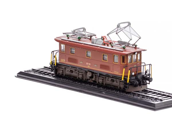 ЭЛЕКТРОВОЗ BE 4/4 NR.14 BODENSEE-TOGGENBURG BE 4/4 ШВЕЙЦАРИЯ 1931 (ДЛИНА МОДЕЛИ 14 СМ) — фото 2