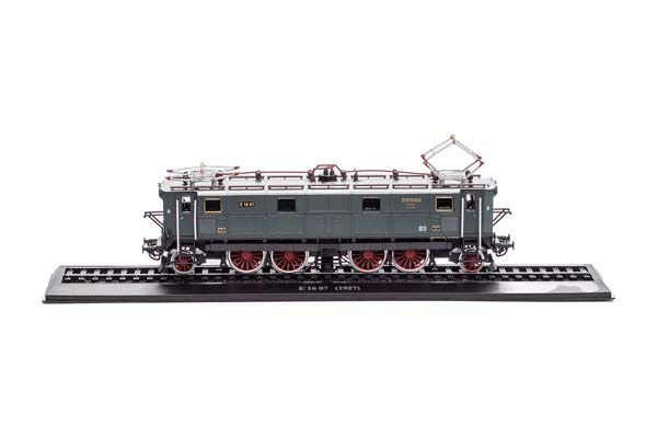 ЭЛЕКТРОВОЗ E 16 07 ГЕРМАНИЯ 1928 (ДЛИНА МОДЕЛИ 19 СМ) — фото 5