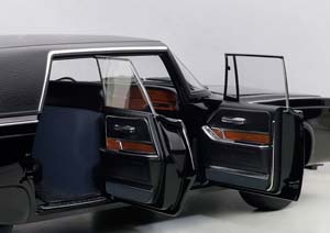 CHRYSLER THE BLACK BEAUTY ИЗ К/Ф GREEN HORNET 2011 BLACK — фото 10