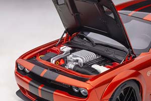 DODGE CHALLENGER SRT HELLCAT WIDEBODY 2018 GO MANGO/DUAL GUNMETAL CENTER STRIPES — фото 6