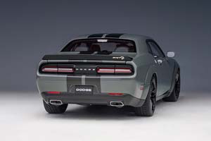DODGE CHALLENGER SRT HELLCAT WIDEBODY 2018 GREY/BLACK STRIPES — фото 13