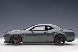 DODGE CHALLENGER SRT HELLCAT WIDEBODY 2018 GREY/BLACK STRIPES — фото 15